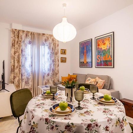 Piso Con Patio Privado Y Parking Nervion Sevilla Εξωτερικό φωτογραφία