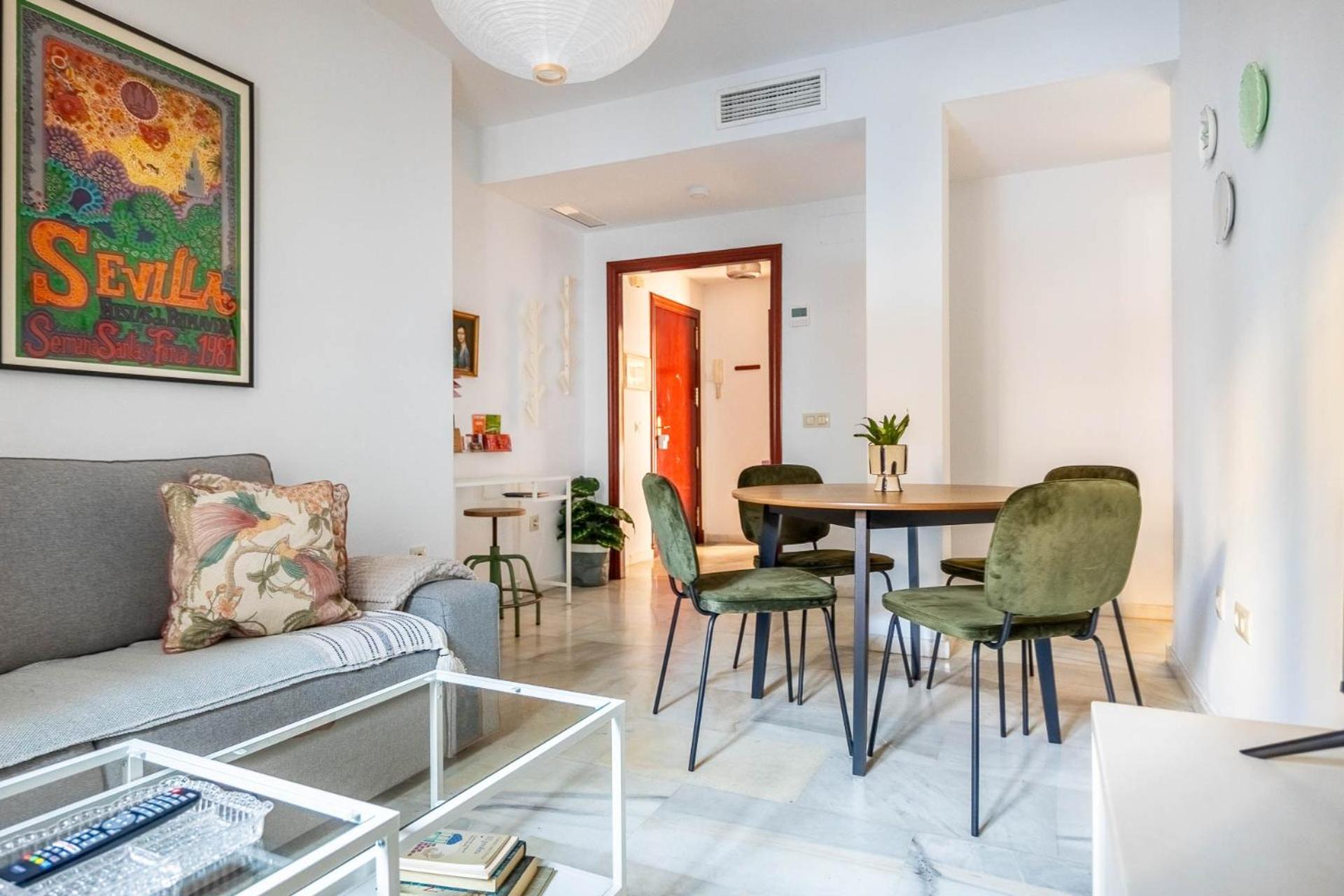 Piso Con Patio Privado Y Parking Nervion Sevilla Εξωτερικό φωτογραφία