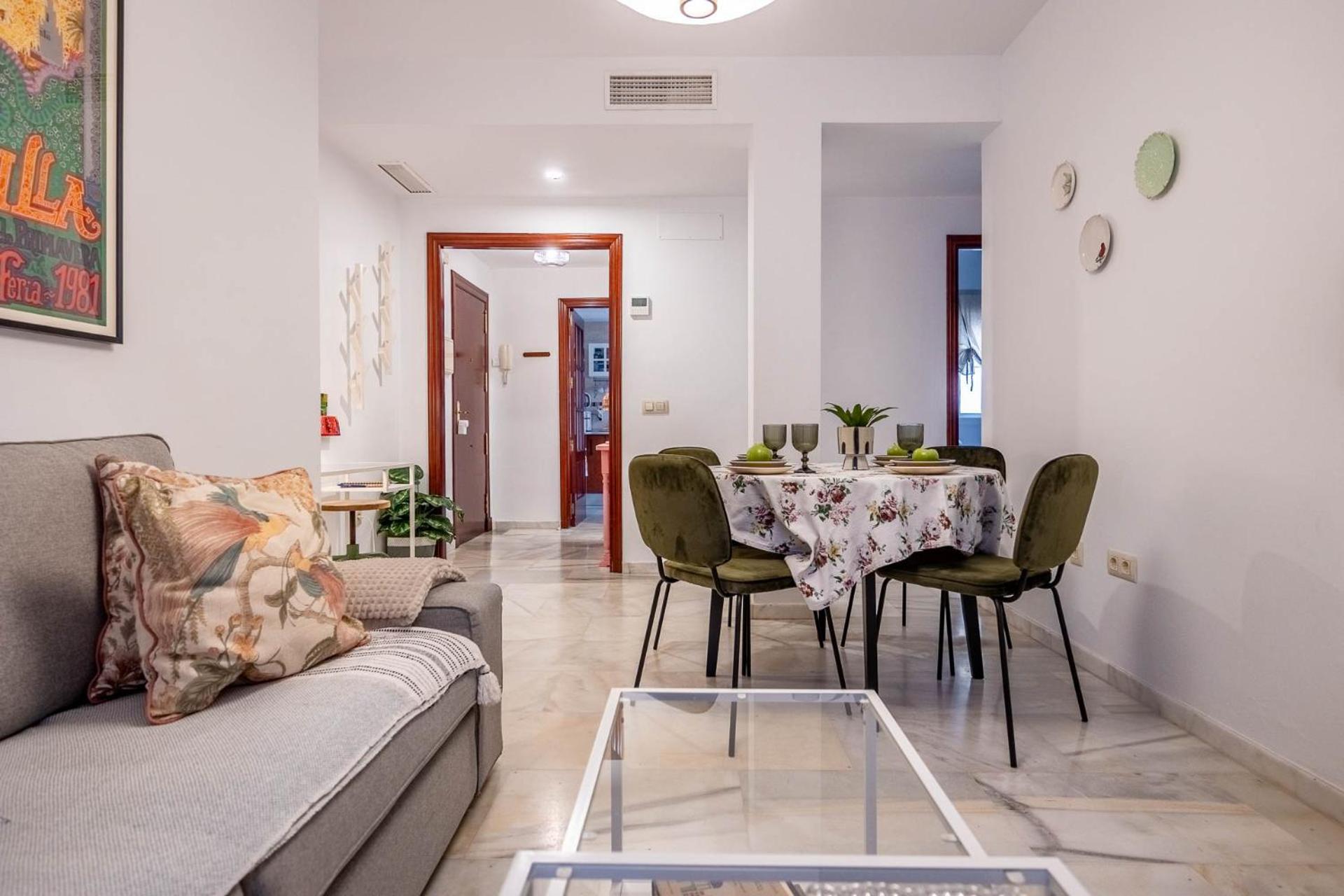Piso Con Patio Privado Y Parking Nervion Sevilla Εξωτερικό φωτογραφία