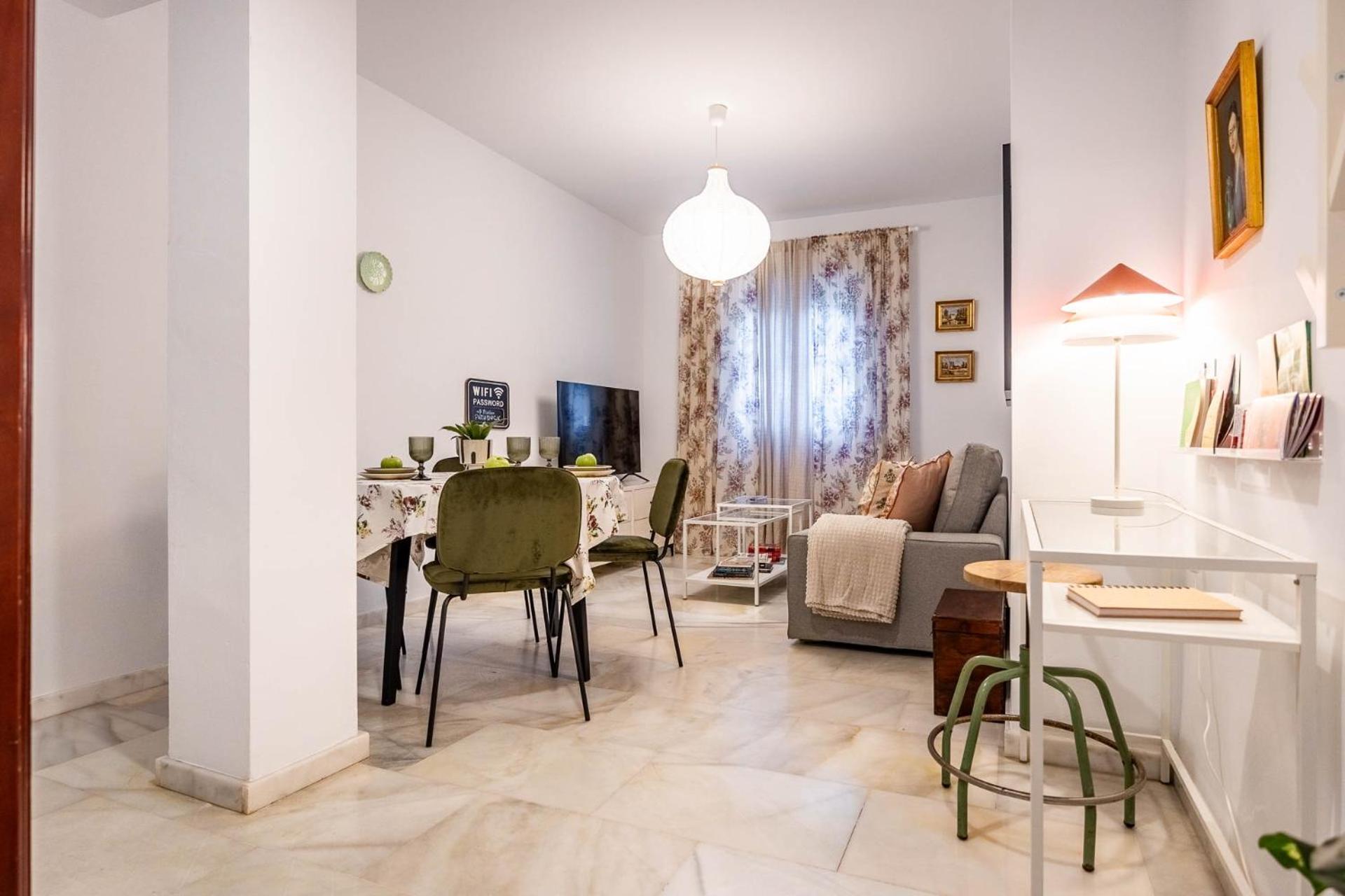 Piso Con Patio Privado Y Parking Nervion Sevilla Εξωτερικό φωτογραφία