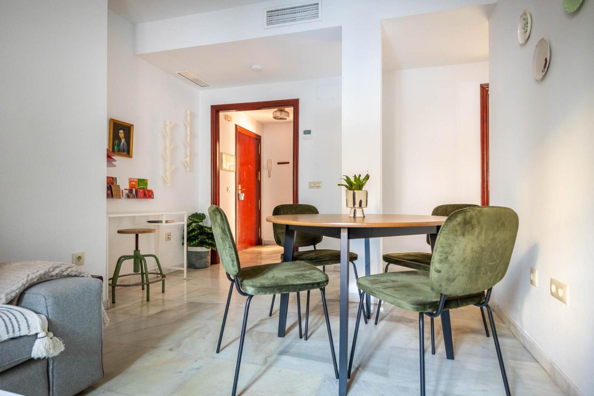 Piso Con Patio Privado Y Parking Nervion Sevilla Εξωτερικό φωτογραφία
