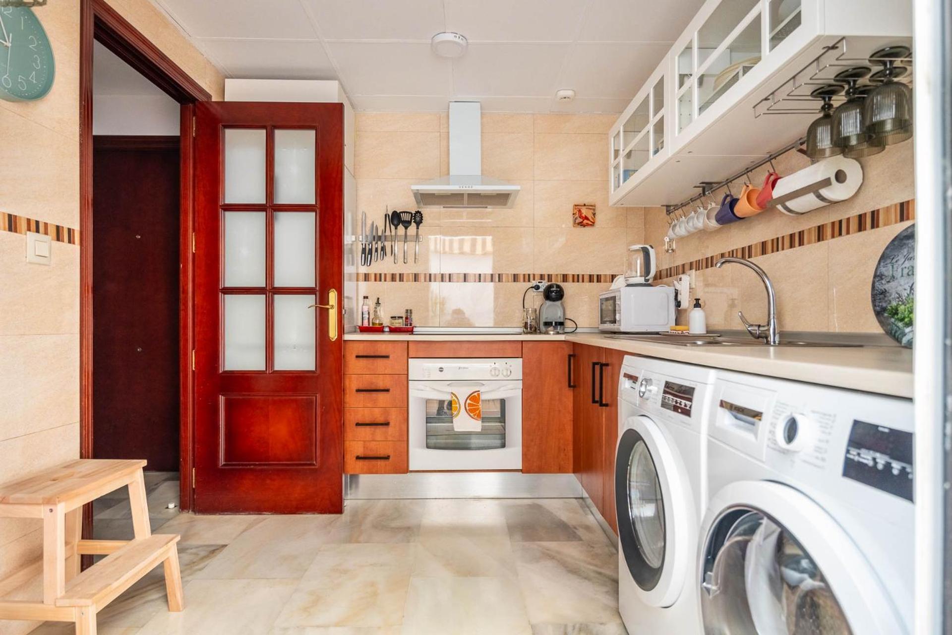 Piso Con Patio Privado Y Parking Nervion Sevilla Εξωτερικό φωτογραφία