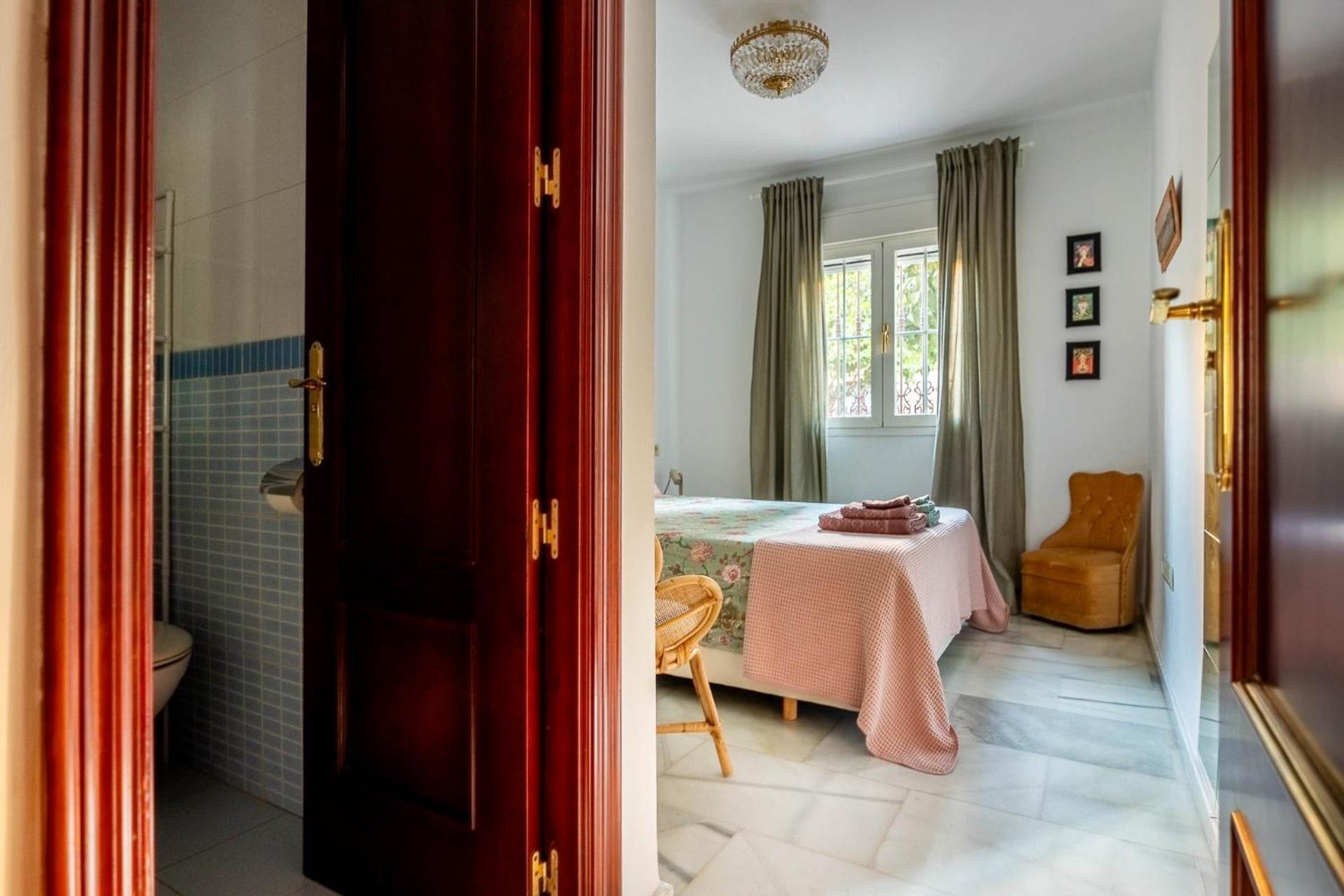 Piso Con Patio Privado Y Parking Nervion Sevilla Εξωτερικό φωτογραφία