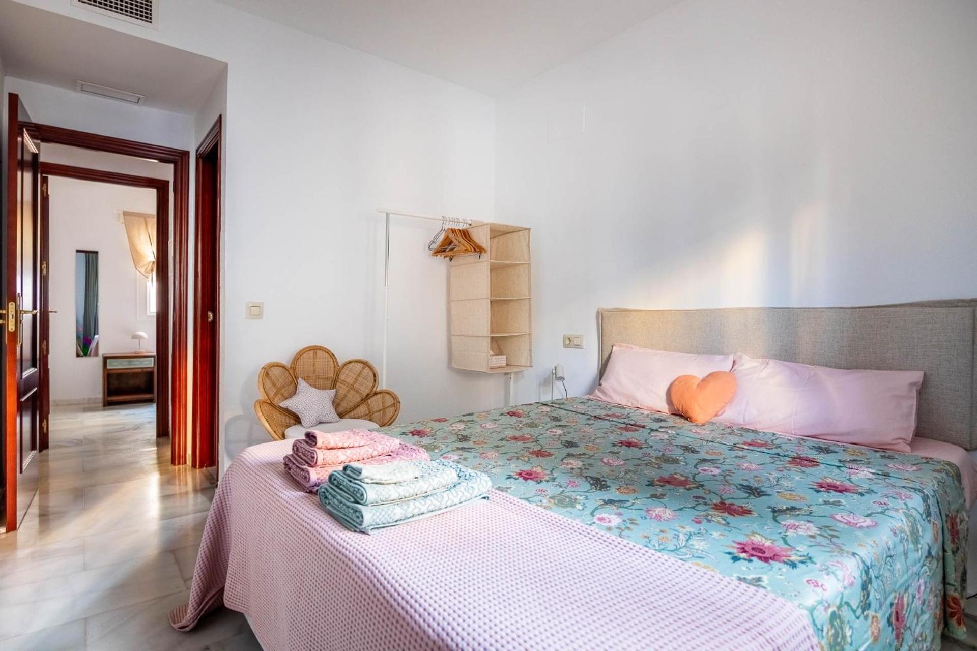 Piso Con Patio Privado Y Parking Nervion Sevilla Εξωτερικό φωτογραφία